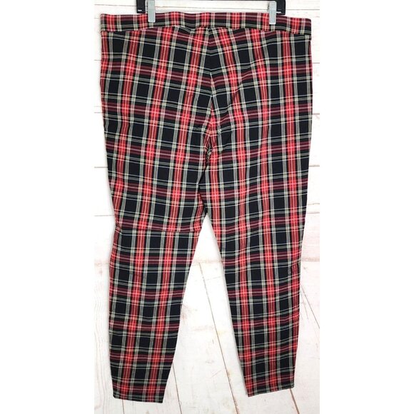 Rue+ 3X Cotton/Polyester Plaid Women’s Zip Up Pants | Stylish Plus-Size Pants - Picture 9 of 13